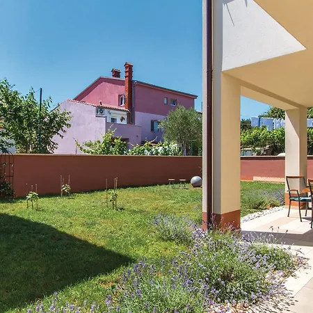 Apartment Snjezana Pula