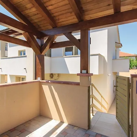 Apartment Snjezana