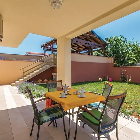 Apartment Snjezana